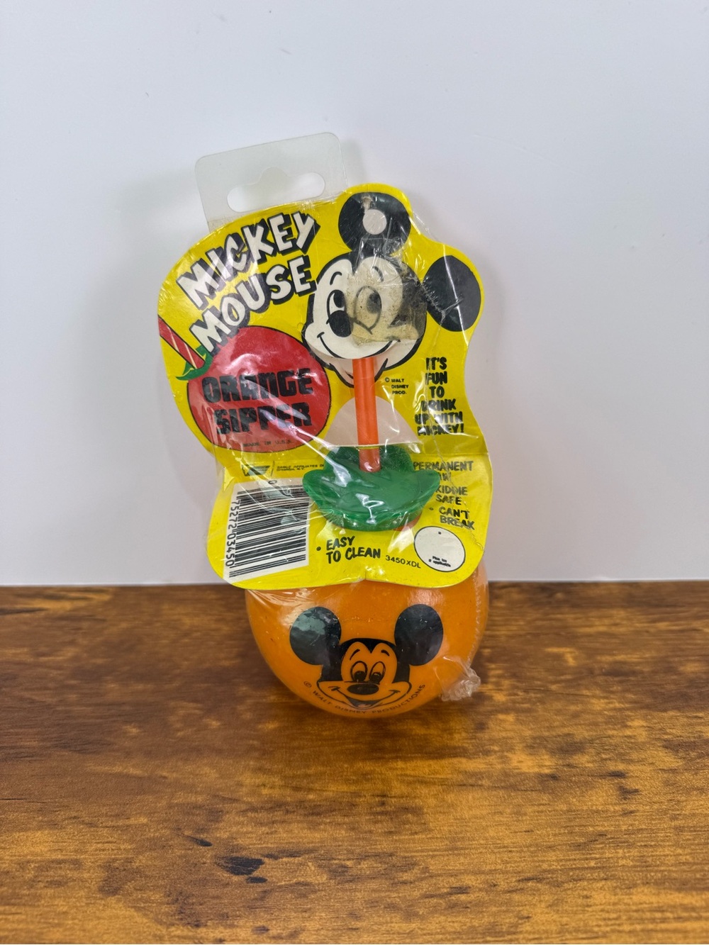 Vintage Disney Mickey Mouse Orange Sipper Cup Straw NOS Sealed Walt Disney